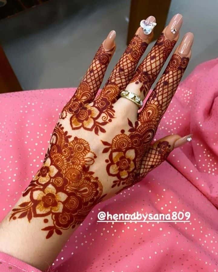 Mehndi Designs for Full Hands for wedding party