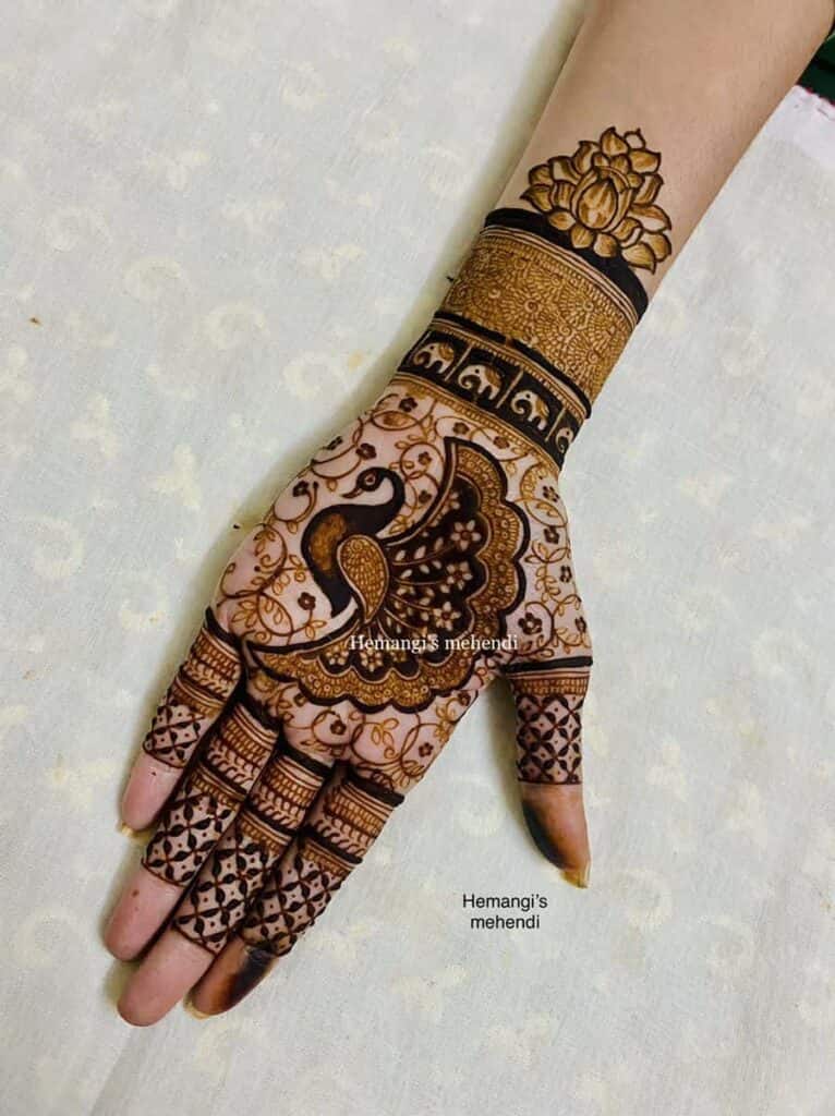 Pencil Drawing Sketch Peacock easy way to for beginner and Mehedi Design  Peacock 2019 | Pencil Drawing Sketch Peacock easy way to for beginner and  Mehedi Design Peacock 2020 | By Exclusive Mehndi Design | Facebook